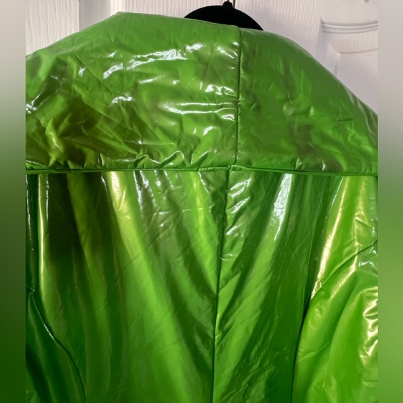 NWT- Fashion Nova Chartreuse Vinyl Trench/Rain Coat - Picture 5 of 7